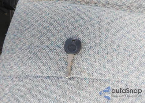 2004 Chevrolet Express from USA, damaged, VIN 1GCFG15X441229119